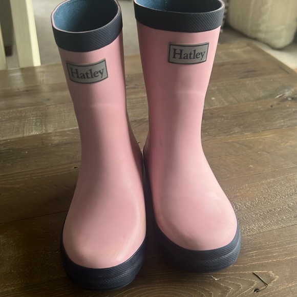 Girls Harley rain boots, size 11. Pink, with some marks- see pictures - Picture 1 of 6